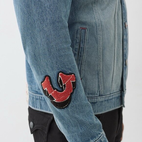 True Religion Jessie Patch Denim Jacket Light Autumn Walk Wash Size XL BNWT - Picture 5 of 6